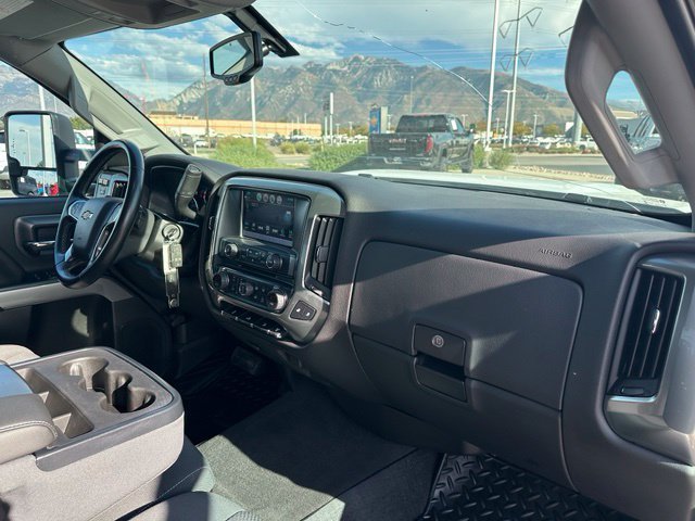 Certified 2019 Chevrolet Silverado 3500 LT w/ LT Convenience Package AWD/4WD image 33