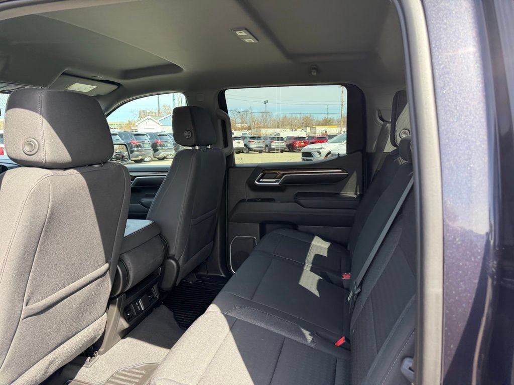 Certified 2022 Chevrolet Silverado 1500 LT AWD/4WD image 13