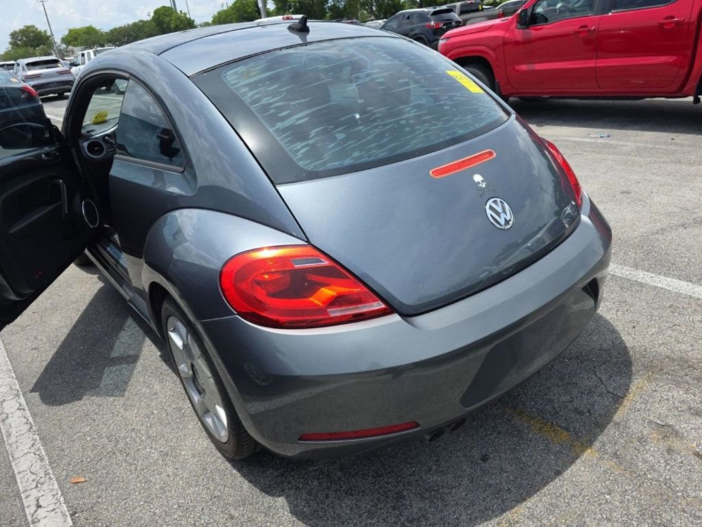 Used 2012 Volkswagen Beetle 2.5 FWD image 3