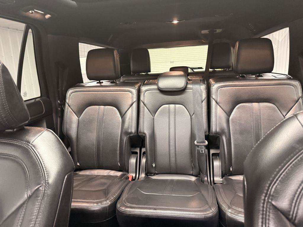 Used 2021 Ford Expedition Max Limited AWD/4WD image 12