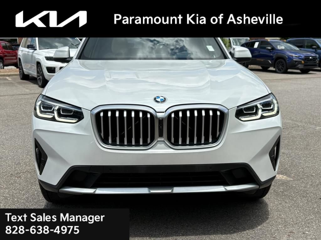 Used 2023 BMW X3 xDrive30i w/ Premium Package AWD/4WD image 2