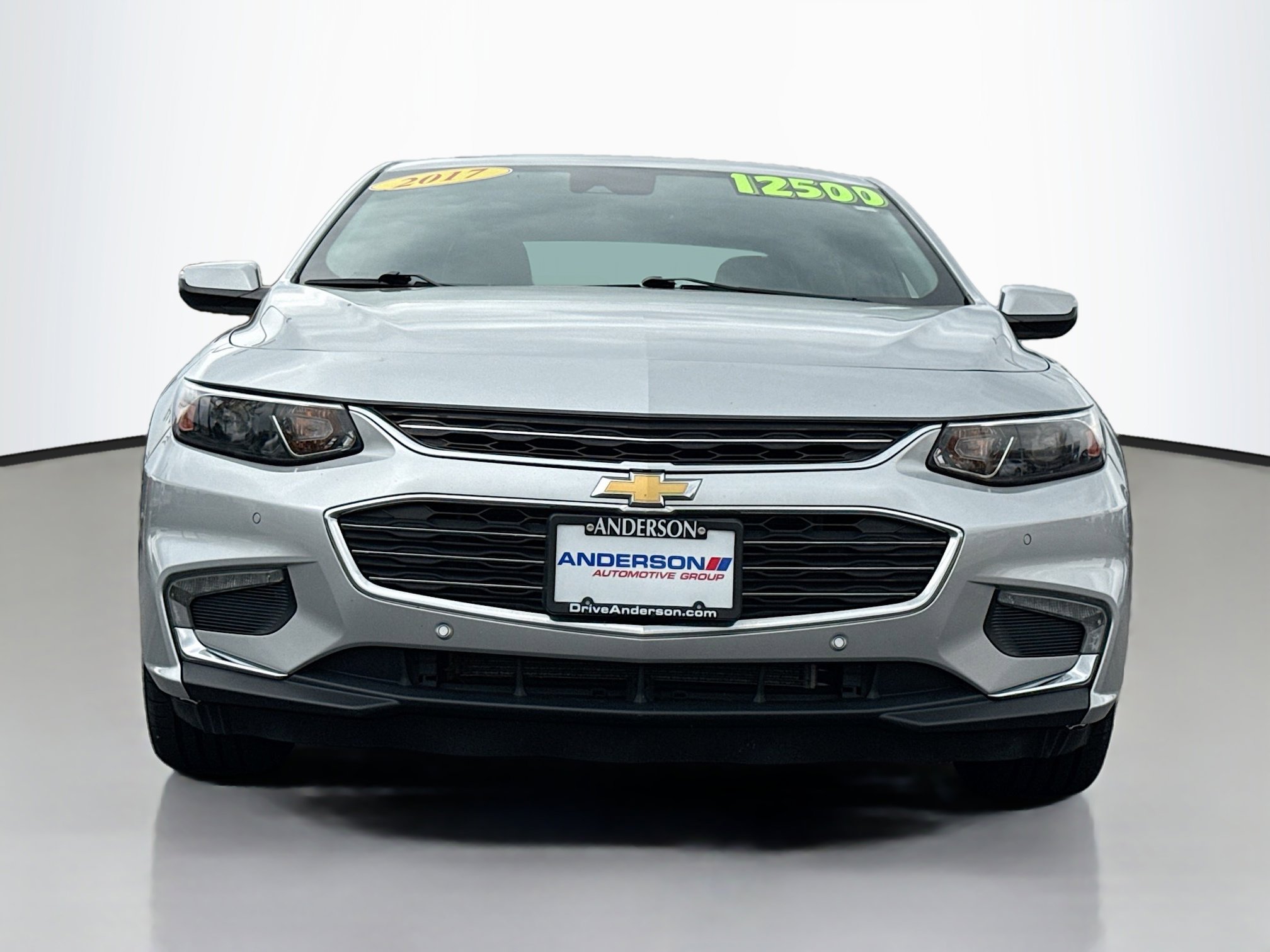 Used 2017 Chevrolet Malibu LT w/ Leather Package FWD image 15