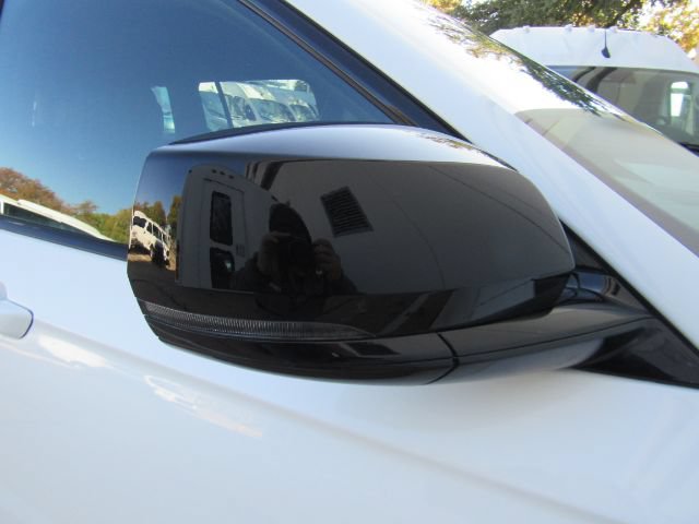 Used 2025 Jeep Grand Cherokee Altitude AWD/4WD image 23