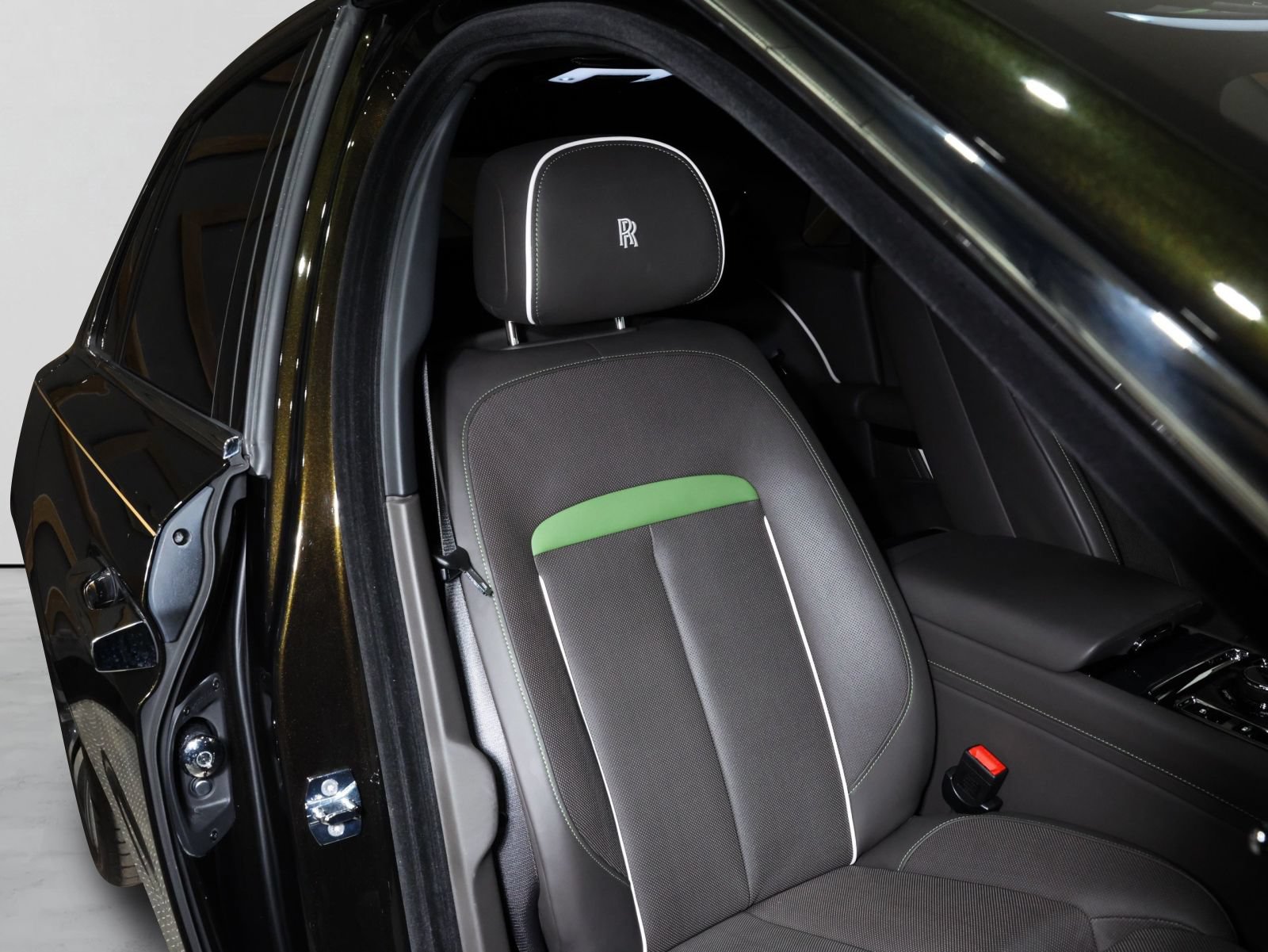 Used 2023 Rolls-Royce Ghost AWD/4WD image 53