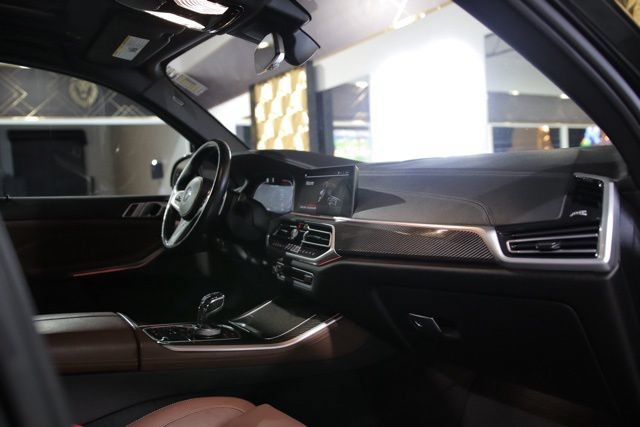 Used 2021 BMW X5 M50i w/ Executive Package AWD/4WD image 14