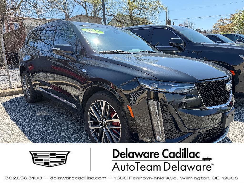 Used 2023 Cadillac XT6 Sport w/ Technology Package image 1