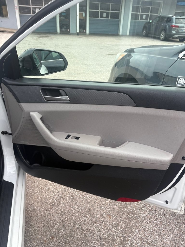 Used 2019 Hyundai Sonata SE FWD image 15