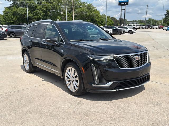 Used 2020 Cadillac XT6 Premium Luxury FWD image 3