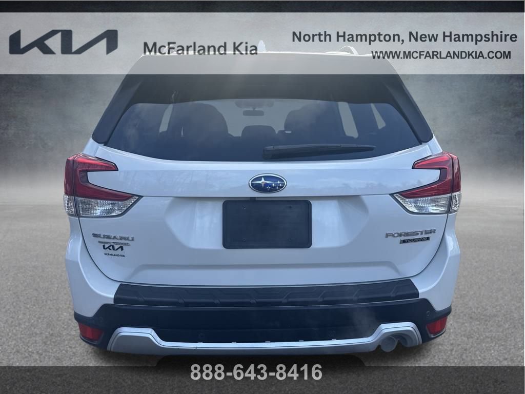 Used 2020 Subaru Forester Touring image 6