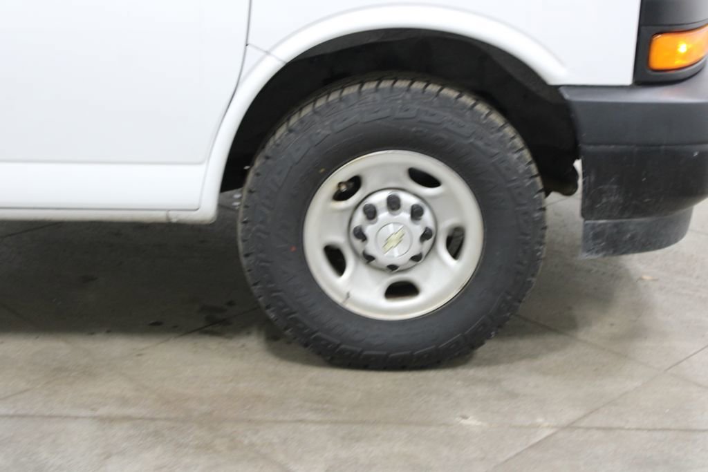 Used 2023 Chevrolet Express 3500 LS image 45