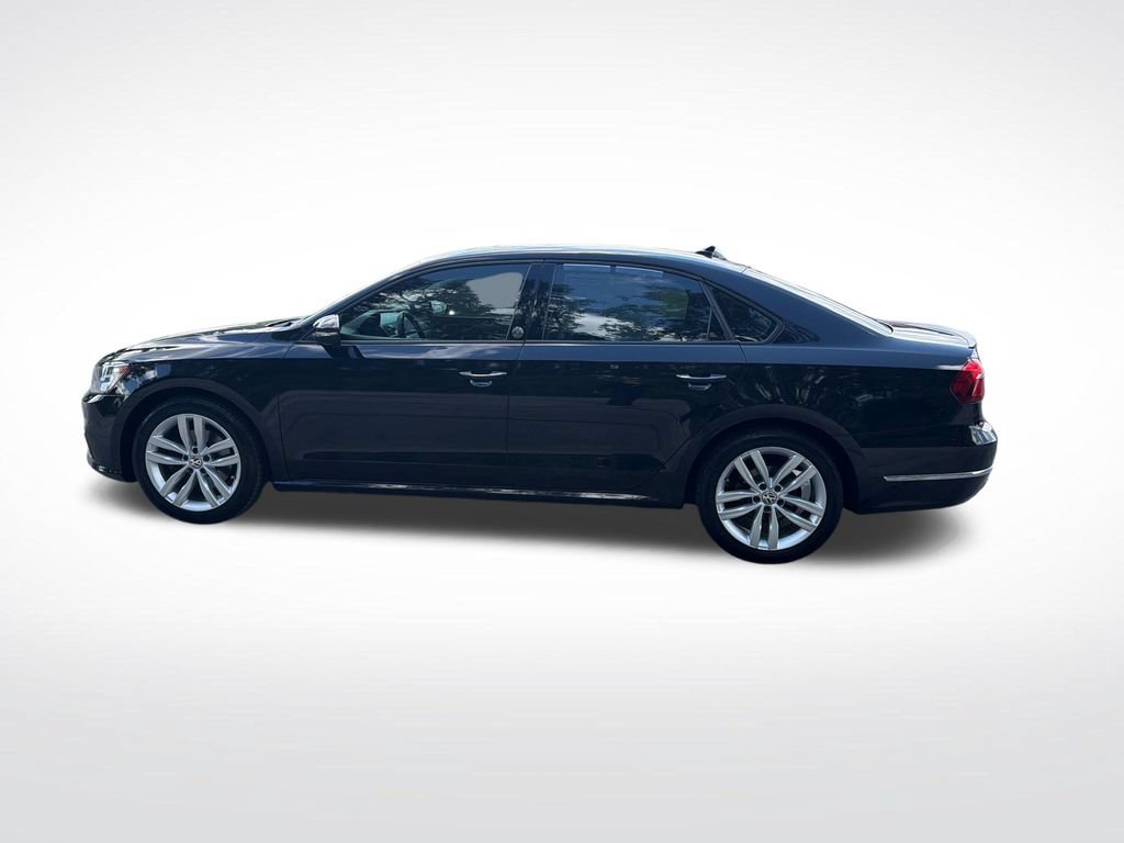 Used 2019 Volkswagen Passat 2.0T Wolfsburg FWD video 2