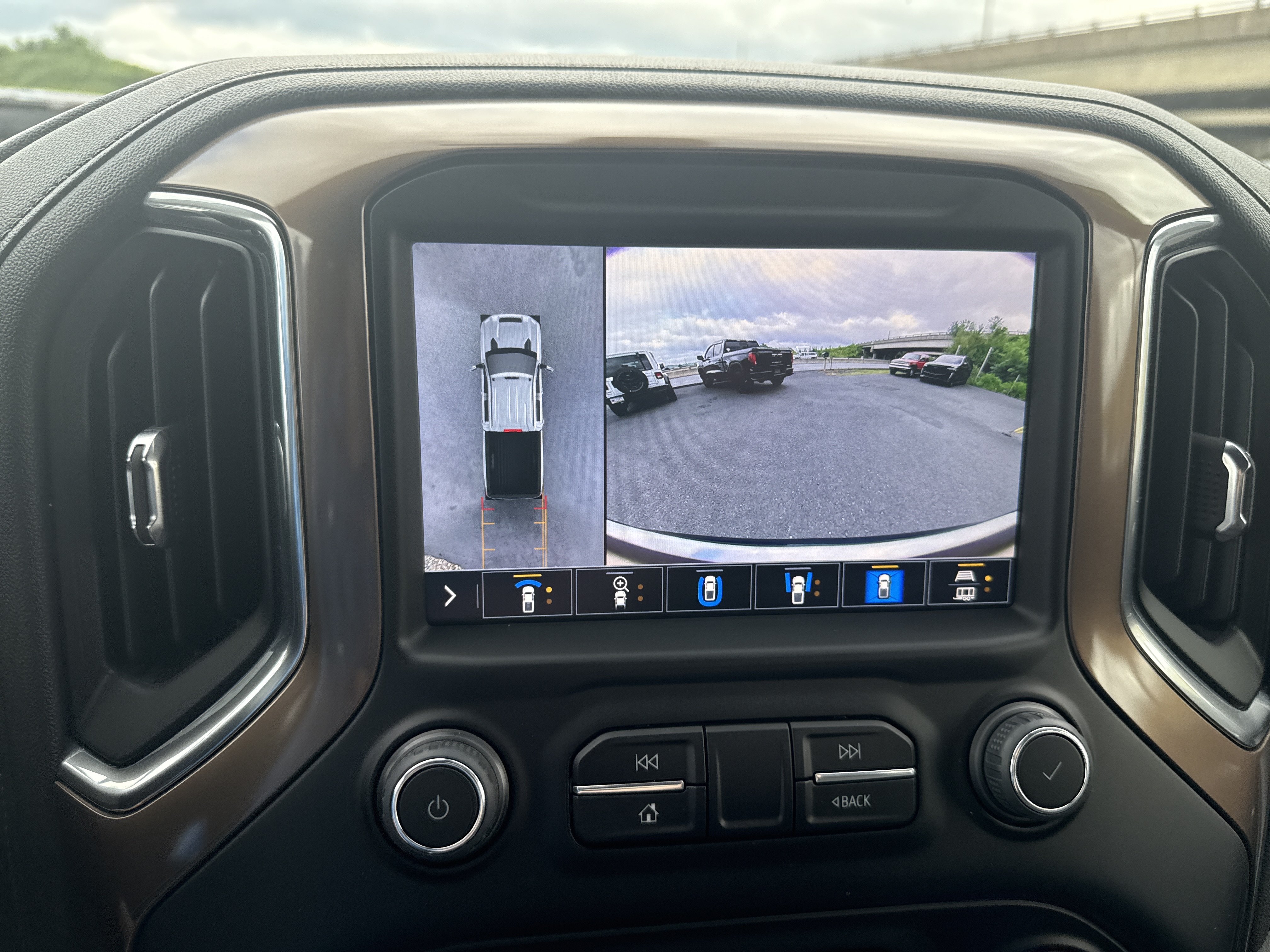 Used 2022 Chevrolet Silverado 2500 High Country AWD/4WD image 26