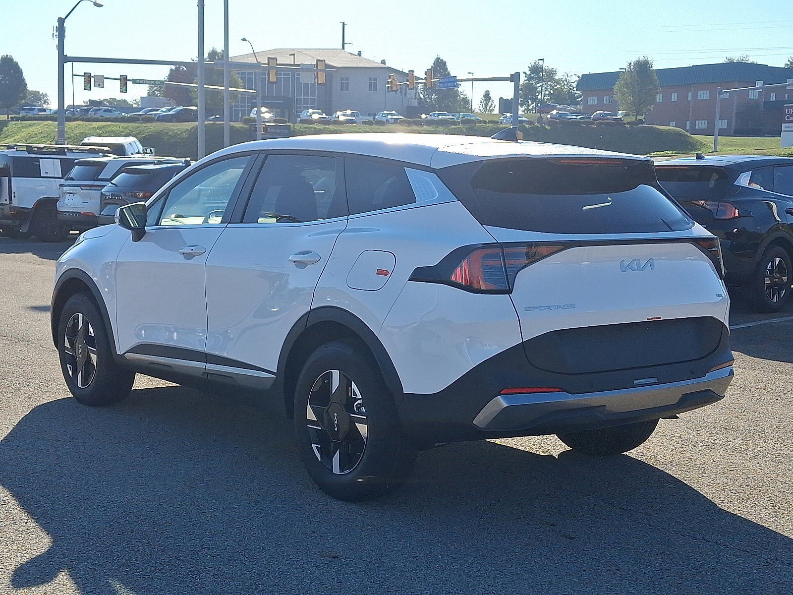 Used 2026 Kia Sportage LX w/ LX Convenience Package image 4