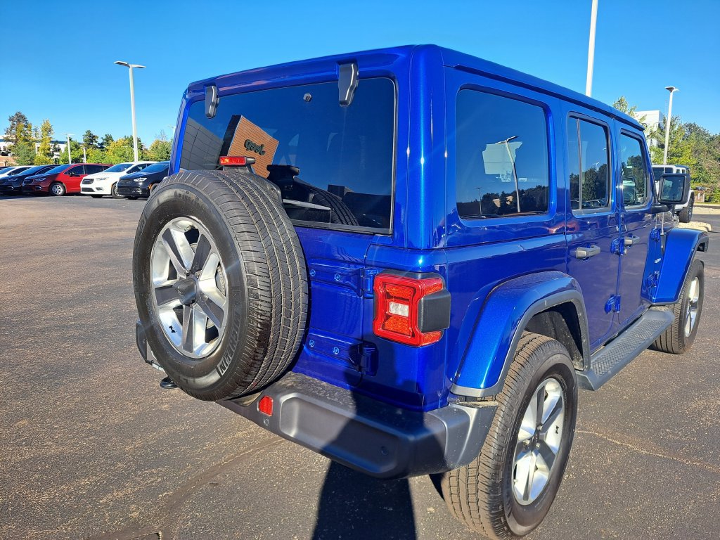 Used 2019 Jeep Wrangler Unlimited Sahara AWD/4WD image 3