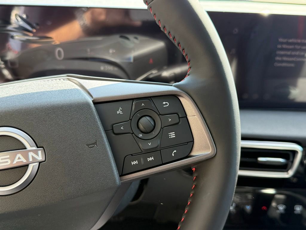 New 2026 Nissan Sentra SR w/ SR Premium Package FWD image 11