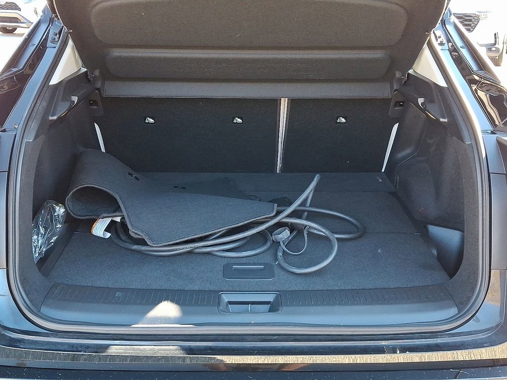 Used 2023 Nissan Ariya FWD image 29