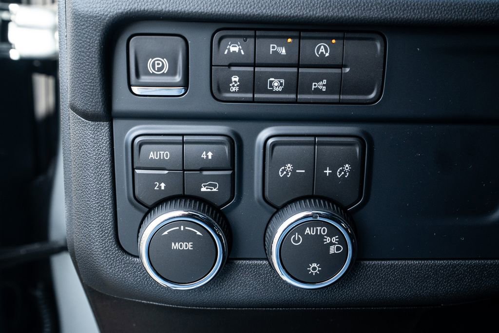 New 2026 Chevrolet Tahoe LS image 21