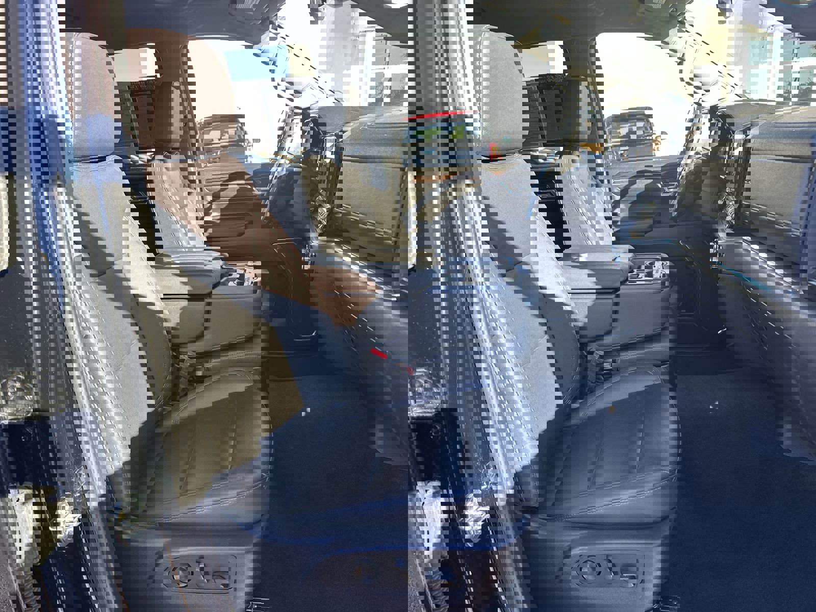 Certified 2024 GMC Sierra 1500 SLT image 22