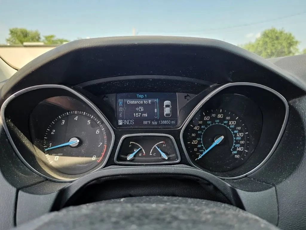 Used 2012 Ford Focus SEL image 13