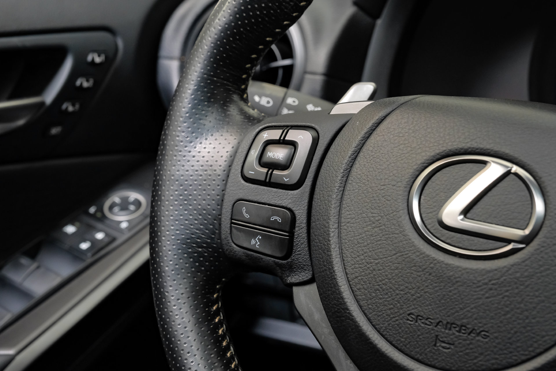 Used 2024 Lexus IS 350 F Sport w/ Navigation Package RWD image 20