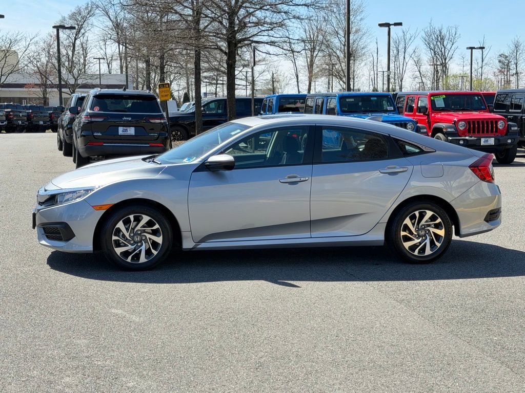 Used 2018 Honda Civic EX image 10