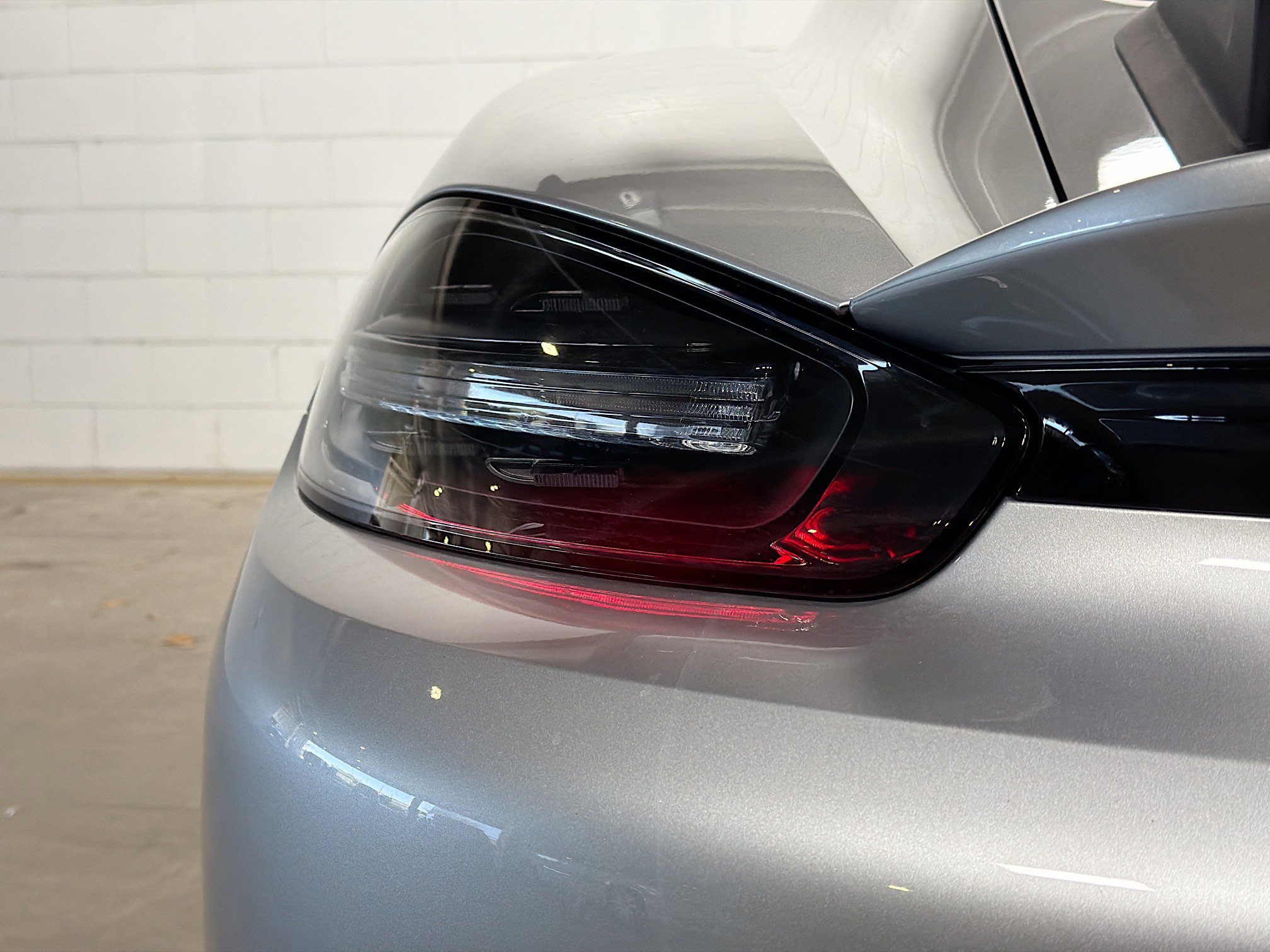 Used 2025 Porsche 718 Cayman GT4 RS w/ Chrono Package RWD image 11