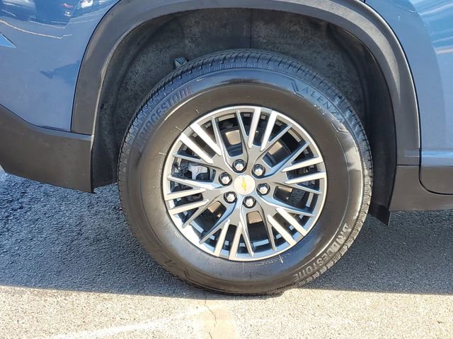 Certified 2024 Chevrolet Traverse LT w/ LPO, Floor Liner Package FWD image 9