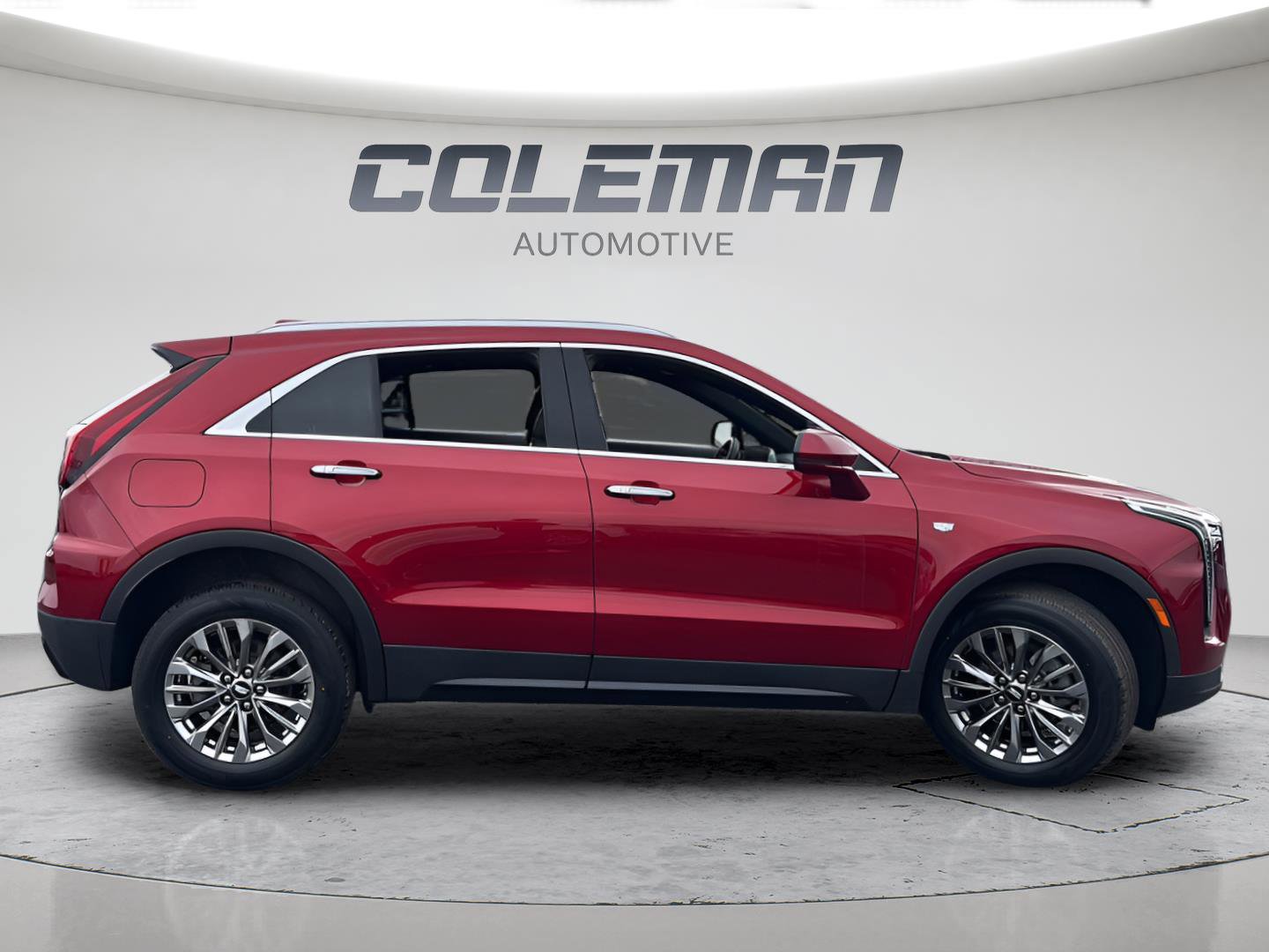 Used 2024 Cadillac XT4 Premium Luxury image 6