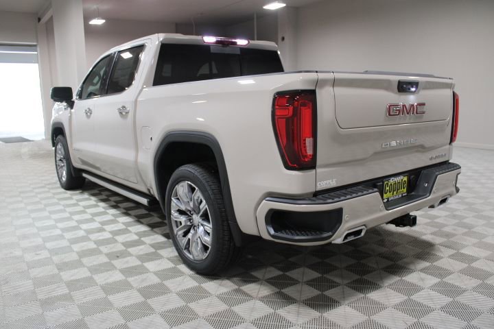 New 2026 GMC Sierra 1500 Denali w/ Denali Reserve Package AWD/4WD image 10