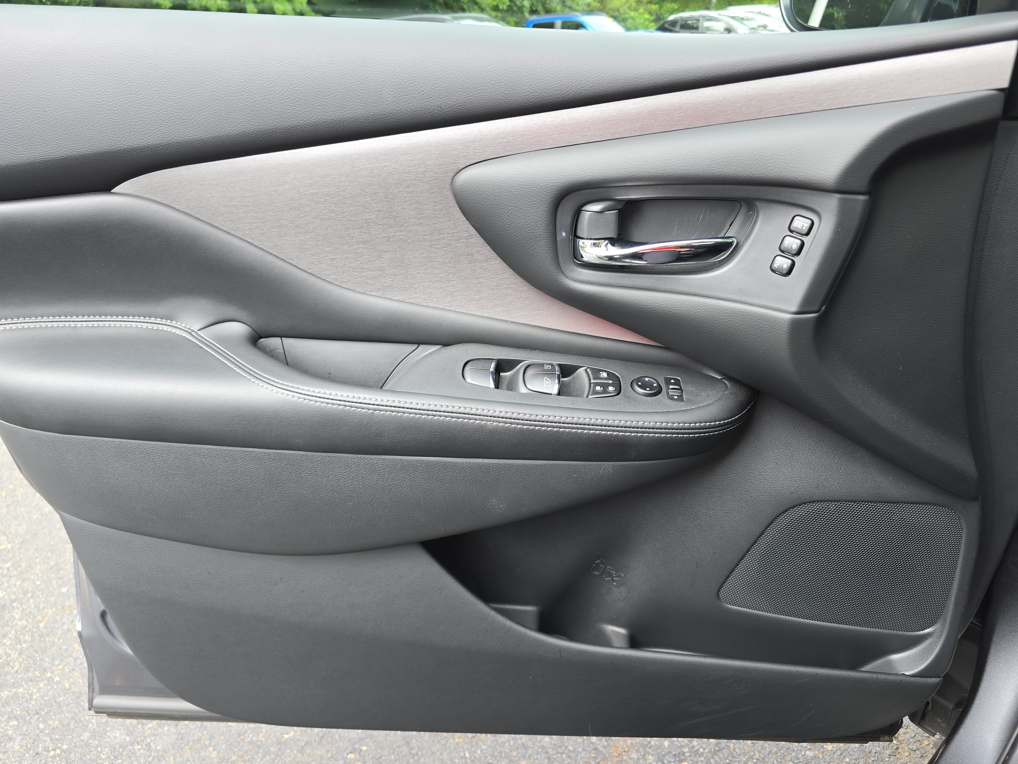 Certified 2024 Nissan Murano SL FWD image 27
