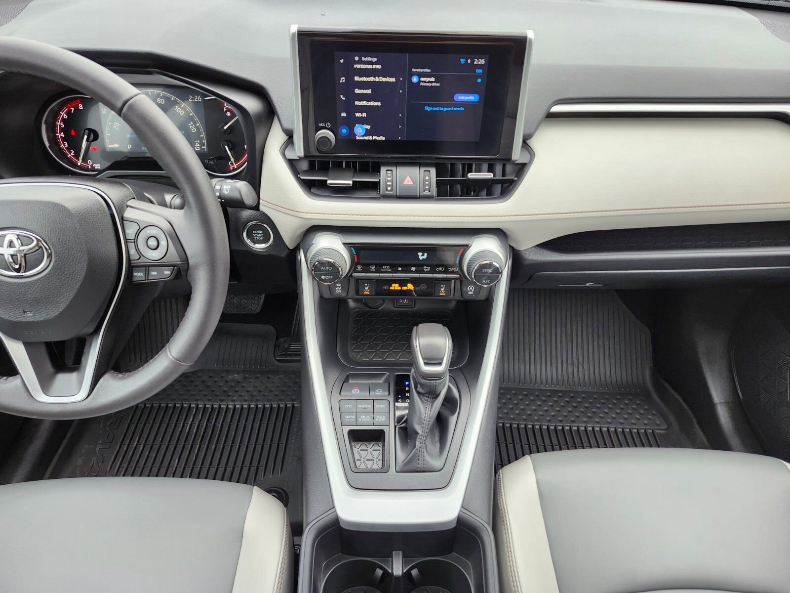 Used 2025 Toyota RAV4 XLE Premium image 12