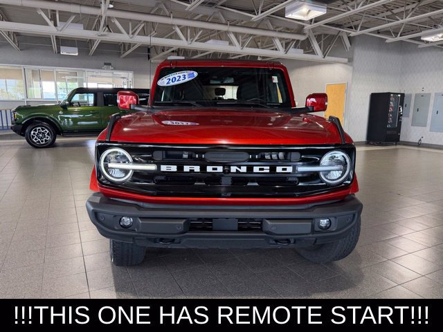 Used 2023 Ford Bronco Outer Banks AWD/4WD image 3
