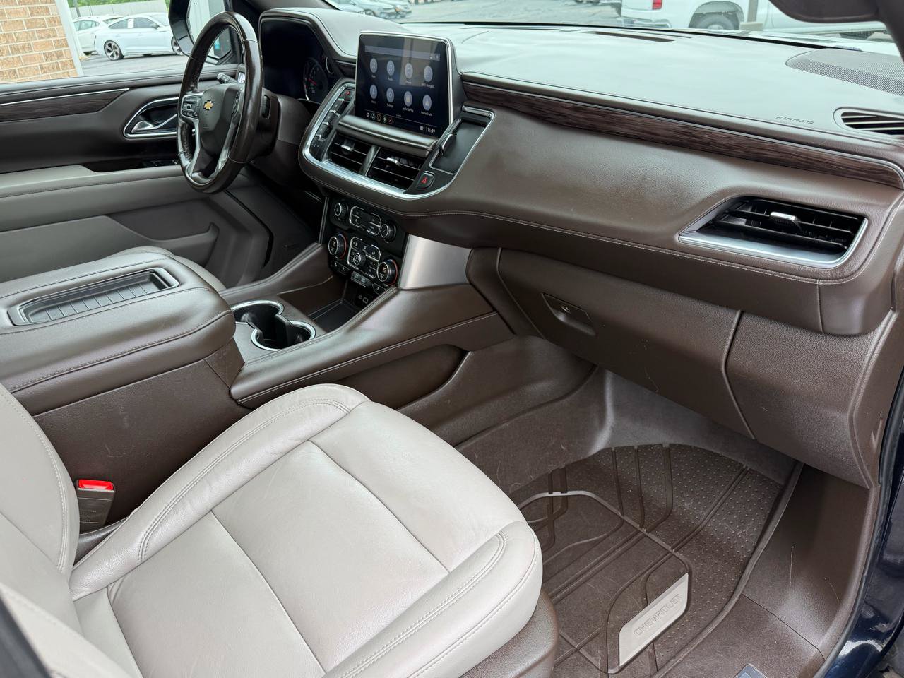 Used 2021 Chevrolet Tahoe LT w/ LT Signature Package AWD/4WD image 38