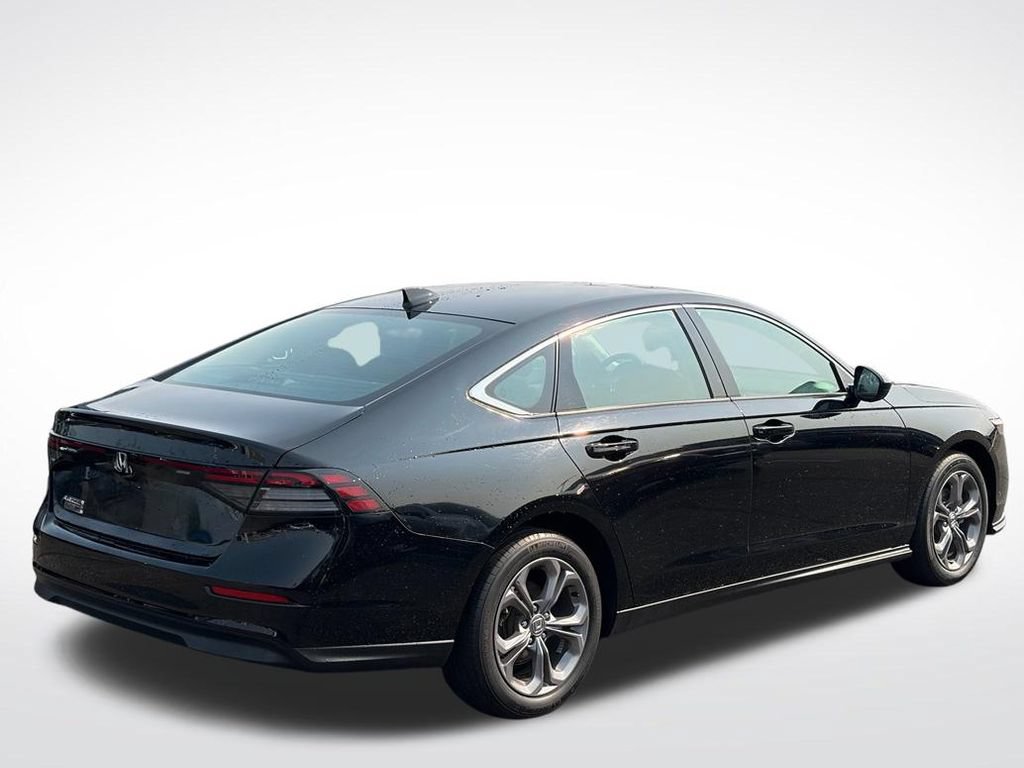 Used 2024 Honda Accord EX image 6