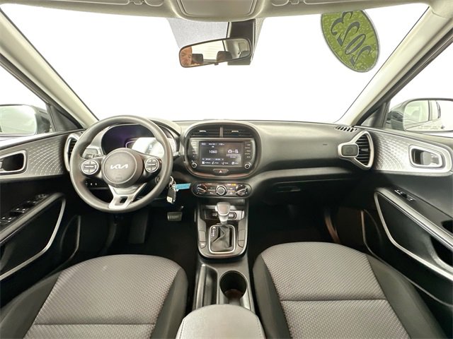 Used 2023 Kia Soul LX image 10