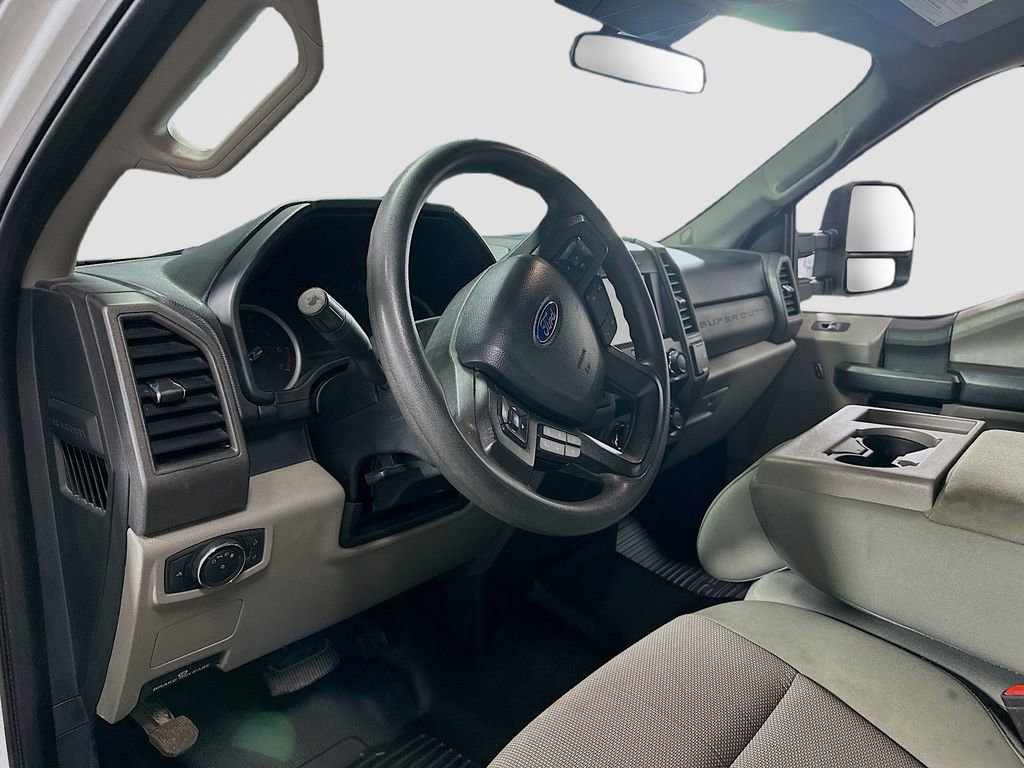 Used 2021 Ford F250 XL w/ Power Equipment Group image 10