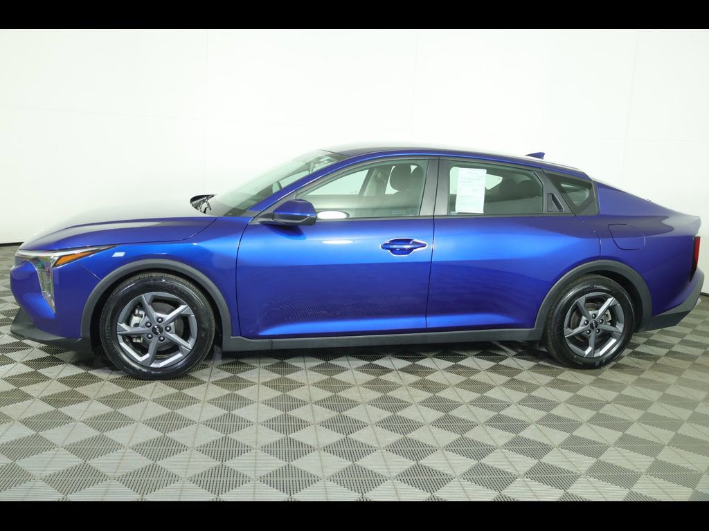 Used 2025 Kia K4 LXS image 13