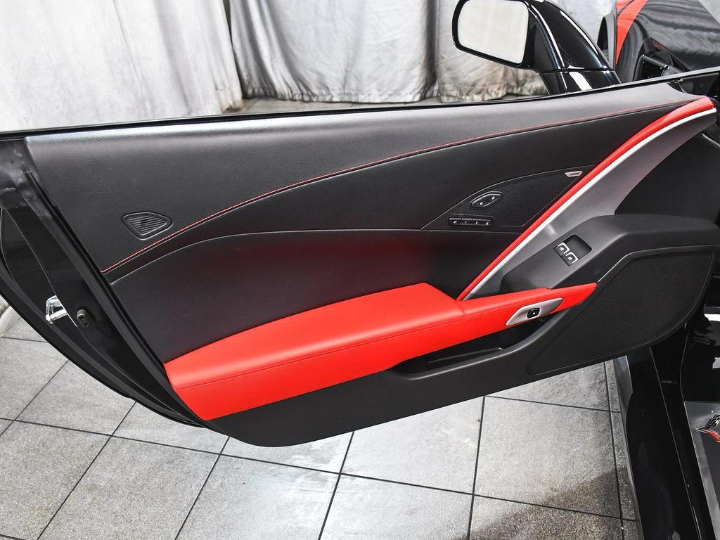 Used 2019 Chevrolet Corvette Grand Sport RWD image 11