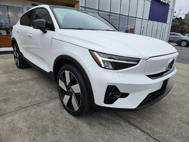 Certified 2023 Volvo C40 P8 Recharge Ultimate AWD/4WD image 3