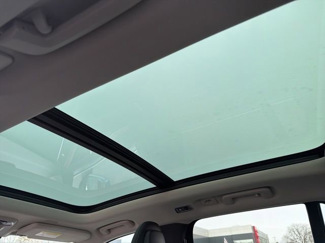 Used 2022 Volvo XC90 T6 Momentum w/ Climate Package image 27