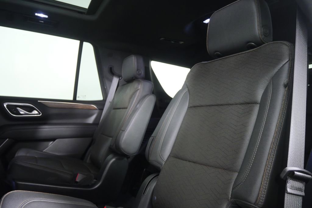 Used 2023 Chevrolet Tahoe High Country image 14