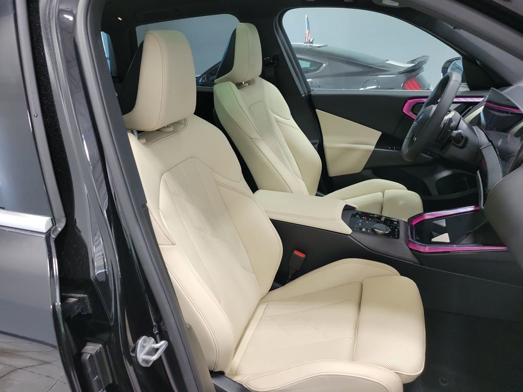 Used 2025 BMW X3 xDrive30i w/ Premium Package image 25