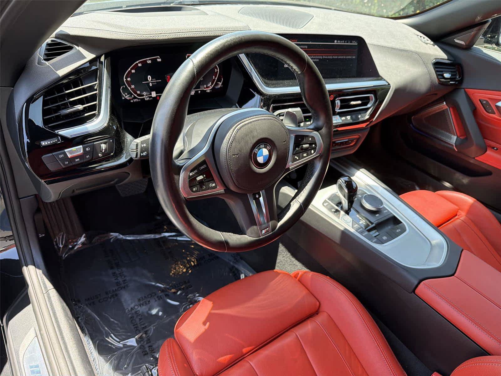 Used 2023 BMW Z4 sDrive30i w/ Premium Package RWD image 2
