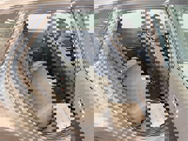 Used 2025 Kia K4 LXS image 12