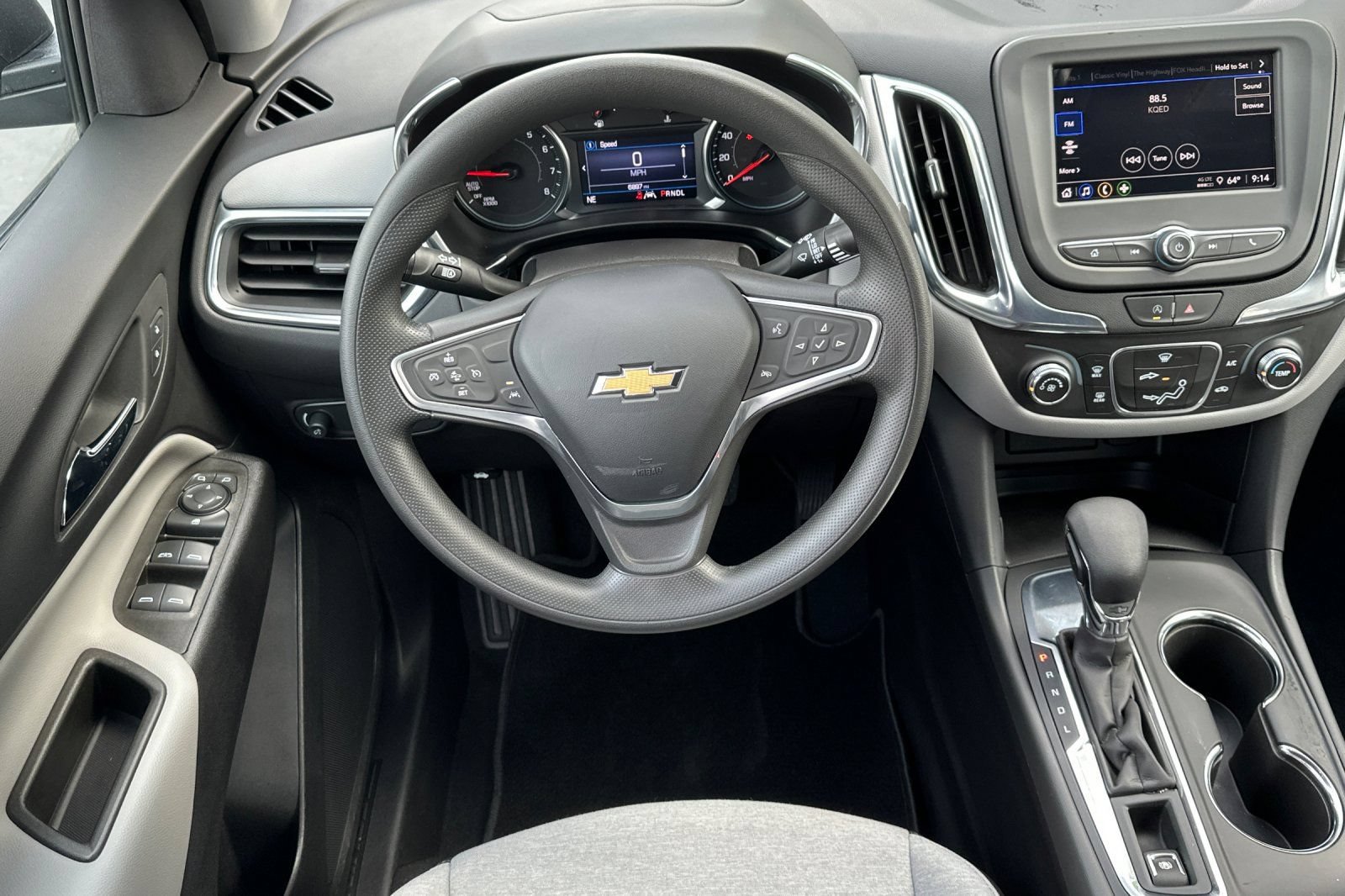 Used 2023 Chevrolet Equinox LS w/ LS Convenience Package FWD image 16