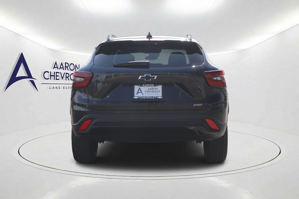 New 2026 Chevrolet Trax RS w/ Driver Confidence Package FWD image 5