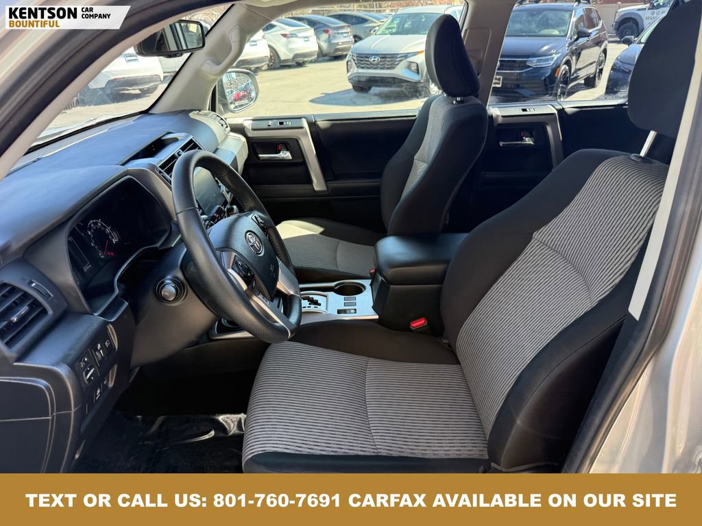 Used 2024 Toyota 4Runner SR5 image 29