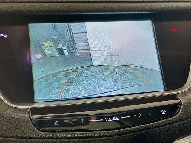 Used 2018 Cadillac XT5 Luxury w/ LPO, Black Ice Package AWD/4WD image 19