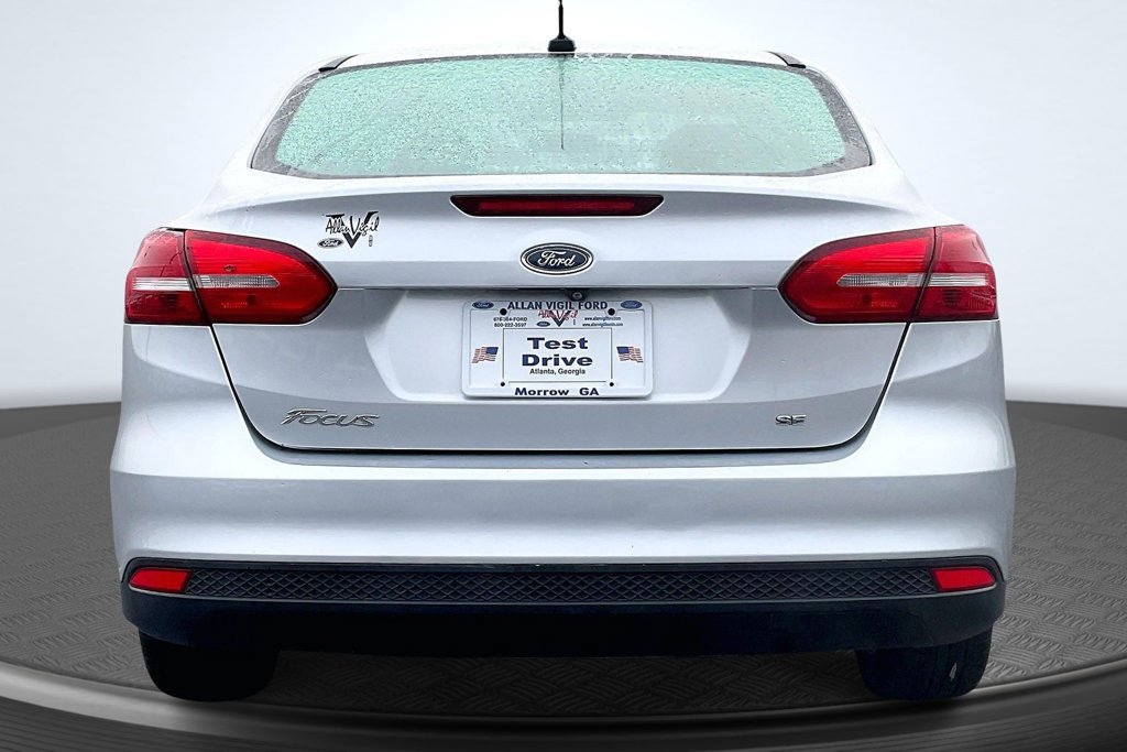 Used 2018 Ford Focus SE FWD image 6