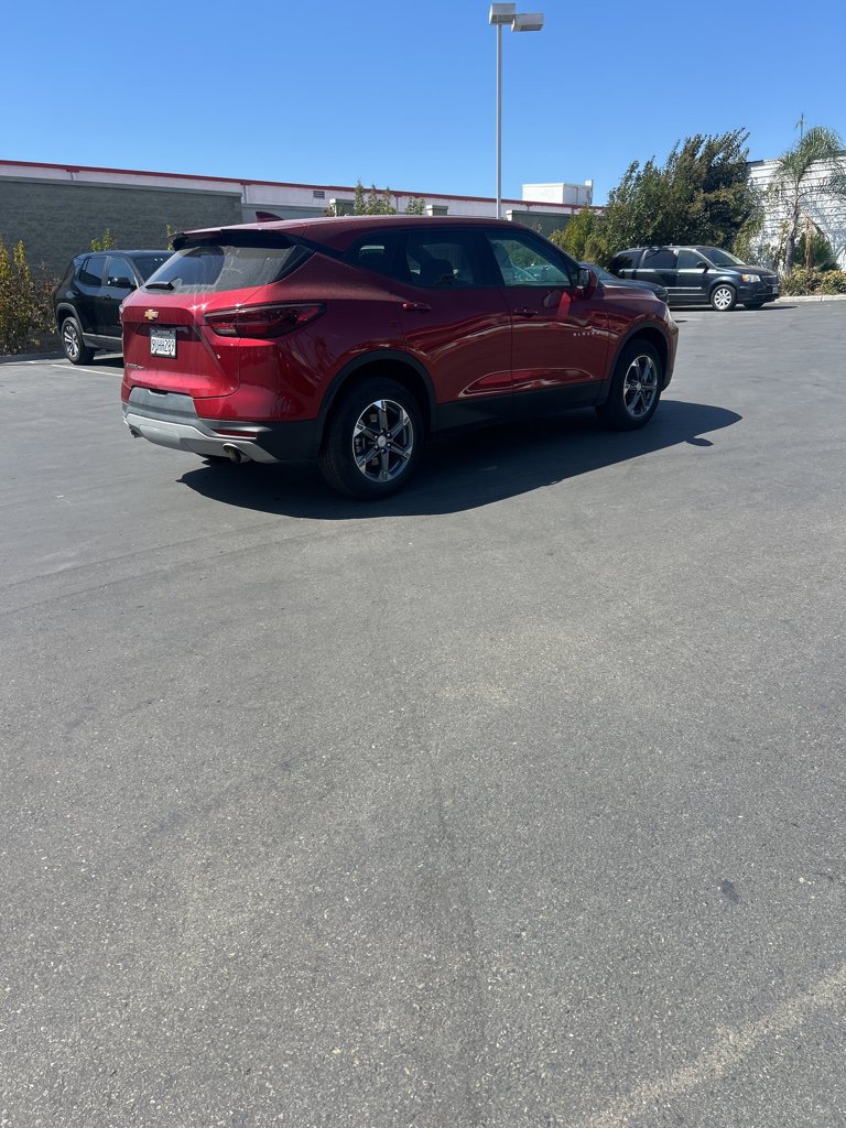 Used 2025 Chevrolet Blazer LT AWD/4WD image 6